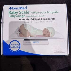 MomMed Baby Scale with Infant